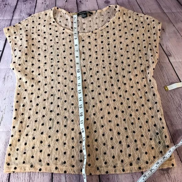 Forever21 Pale Peachy Pink Stretch Lace Semi Sheer Polka Dot Top Size Small - Picture 4 of 8